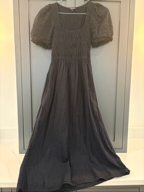 Black Puff-Sleeve Midi Dress